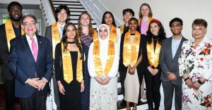 salisbury university scholarship students standing together
