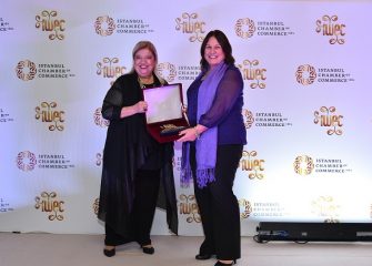 Salisbury Business Woman Picks up Entrepreneurs Award in Istanbul