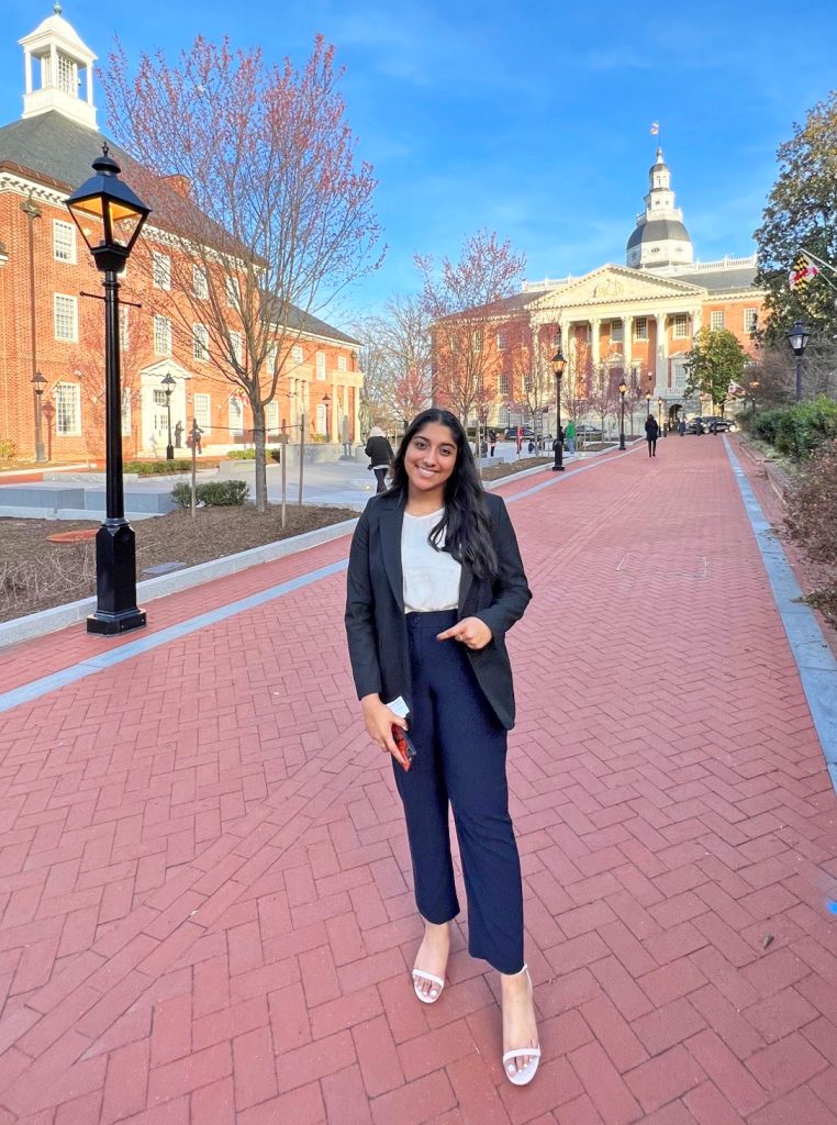 merin thomas in front of state house - Delmarva Business Directory ...