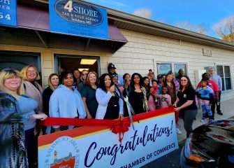 4 Shore Tag & Title Agency Celebrated Their Grand Opening and Ribbon Cutting!