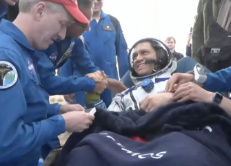 Record-Setting NASA Astronaut, Crewmates Return from Space Mission