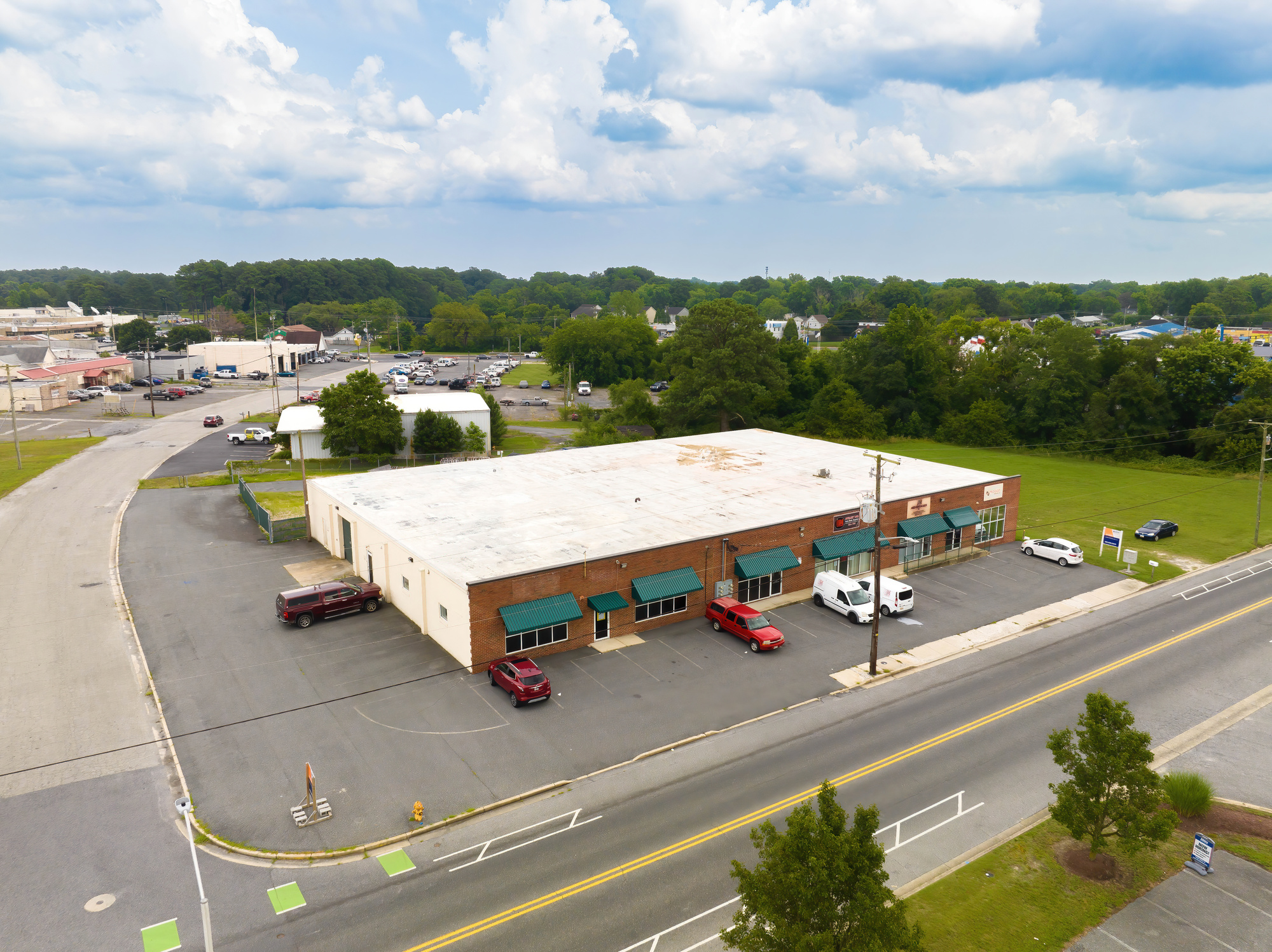 Salisbury Flex Investment Opportunity Sells to Local Investor SBJ