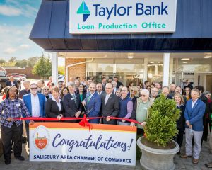 ribbon-cutting-taylor-ban-loan-production-office-35-min