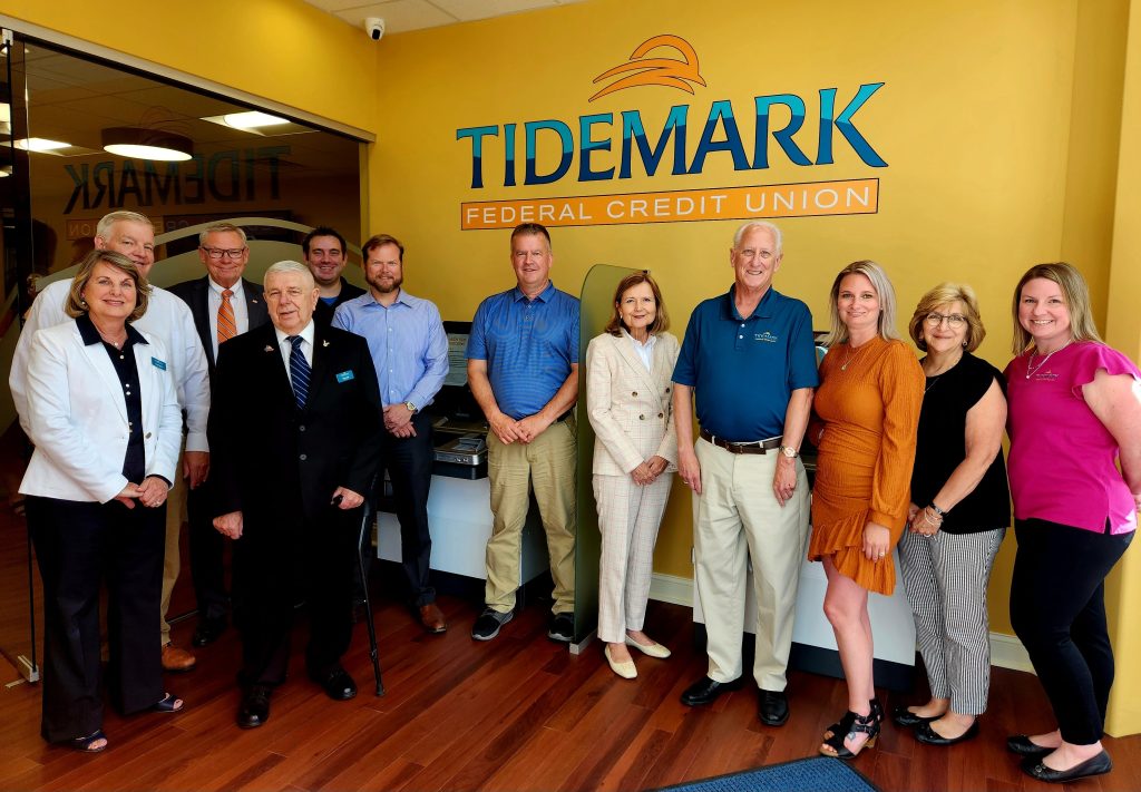 tidemark-federal-credit-union-team-and-board-members-were-present-at-this-important-ribbon-cutting-min