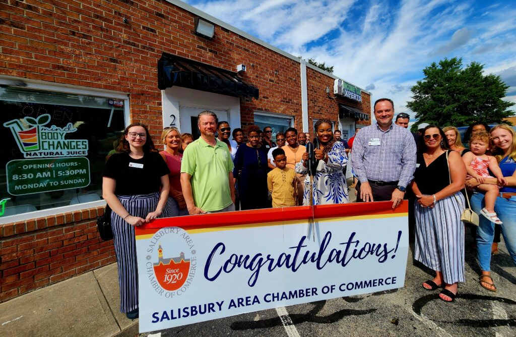 Salisbury Chamber ribbon cutting