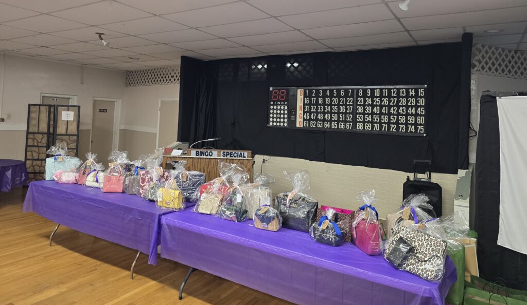 basket raffle table