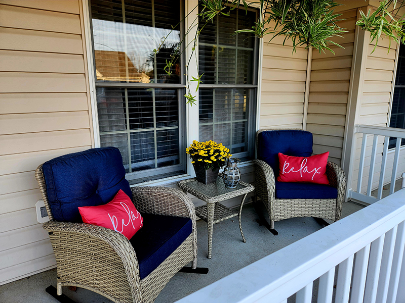 Commonwealth Senior Living Front Porch