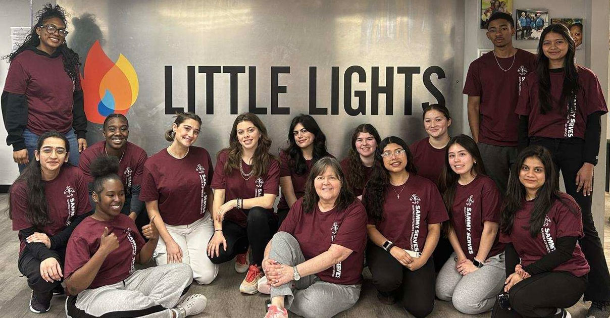 SU Students Assist Others During Alternative Spring Break Experience - SBJ