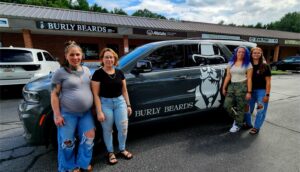 burley-beads-ribbon-cutting (17)