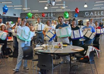 Final Days to Donate to Welcome New Teachers Bag Program