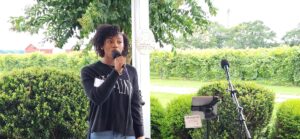 Singer-songwriter Jayla Elise