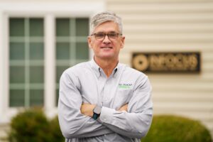 Eric Johnston-min Eric Johnston-min