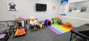 dickson-physical-therapy-ribbon-cutting (14)