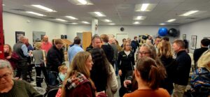 dickson-physical-therapy-ribbon-cutting (4)