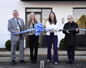 ped-dev-and-therapy-ribbon-cutting (1) ped-dev-and-therapy-ribbon-cutting (1)