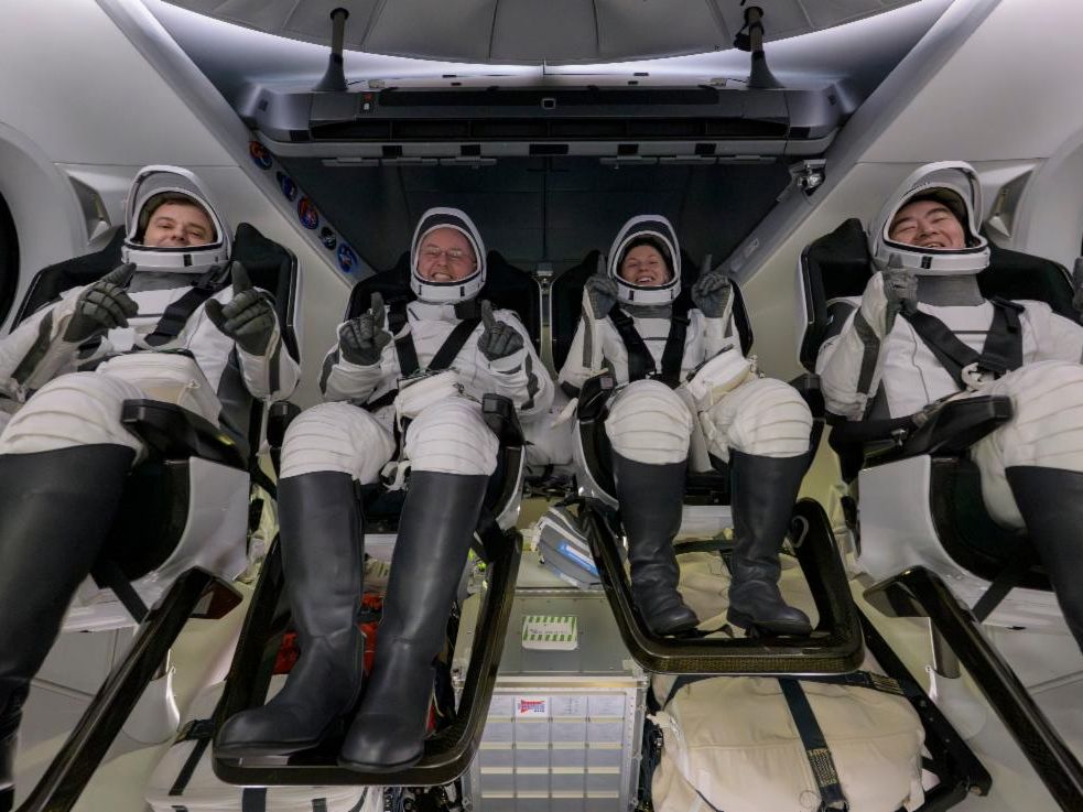 nasa-crew-11.jpg