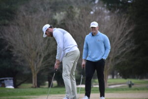 two-men-golfing
