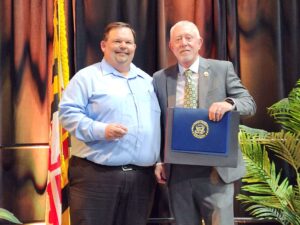 Ron Hall receives the Ambassador of the Year Award from Tony Nichols, Pohanka Automotive (1)