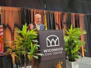 SACC President CEO Bill Chambers welcomes guests (1)